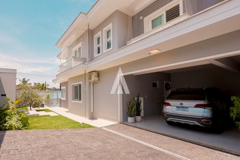 house em Rua Rodolfo Plotow, Costa e Silva - Joinville - SC