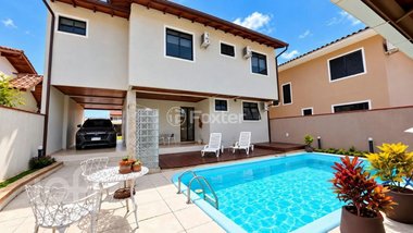 house em Rua Primeiro de Maio, Centro - Palhoça - SC