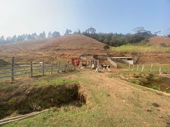 agricultural em Rua E, Santo Antônio do Salto - Ouro Preto - MG