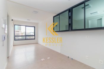 apartment em Rua Professor Freitas e Castro, Azenha - Porto Alegre - RS