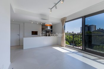 apartment em Rua Jaime Telles, Petrópolis - Porto Alegre - RS