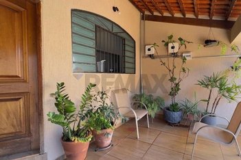 house em Avenida Califórnia, Jardim Califórnia - Ribeirão Preto - SP