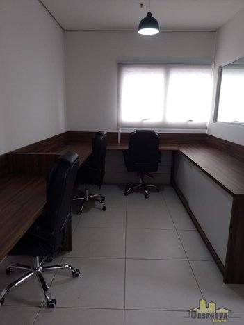 office em Orlando Hardt, Centro - Jacareí - SP