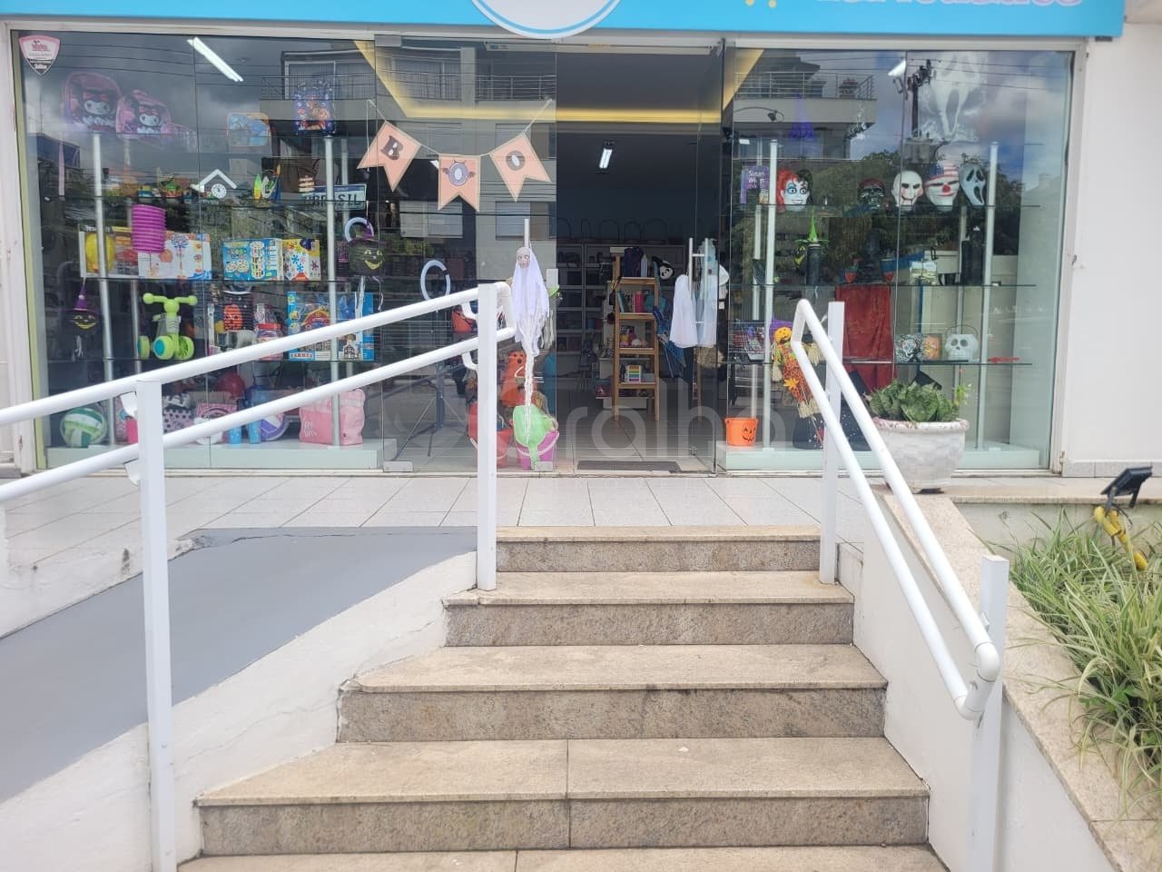 WhatsApp Image 2025-10-21 at 11.21