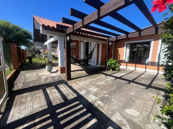 house em Rua Valéria Piassa Polizzi, Rainha do Mar - Xangri-Lá - RS