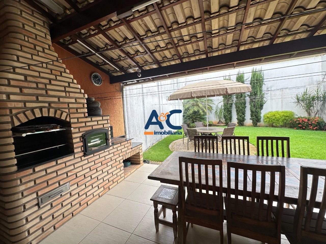Casa com 3 quartos — Castelo, Belo Horizonte