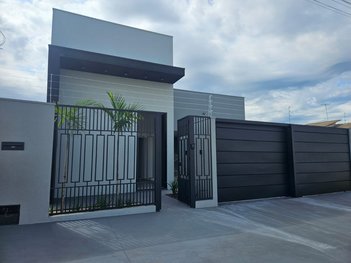 house em Rua Israel Carrijo de Mendonça, Setor Cruvinel - Mineiros - GO