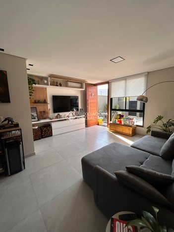 house em Servidão Hipólito Bernardino das Chagas, Rio Tavares - Florianópolis - SC