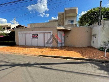 commercial_building em Avenida Pedro Galeazi, Vila Sedenho - Araraquara - SP