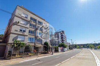 apartment em Avenida Coronel Gastão Haslocher Mazeron, Medianeira - Porto Alegre - RS