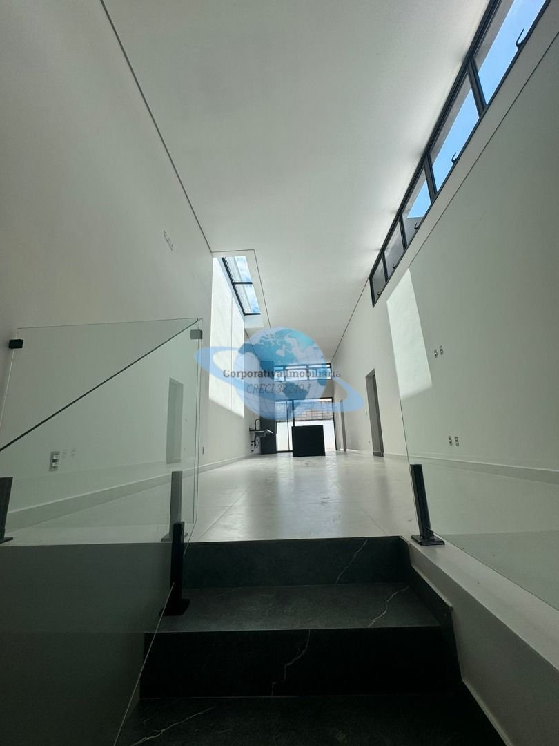 Casa com 220m² | Foto_migracao | 1