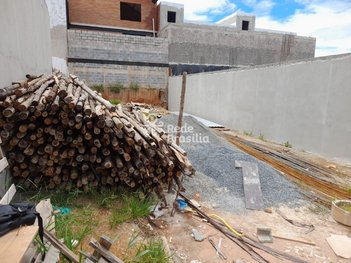 land_lot em QE 58 Conjunto L, Guará II - Brasília - DF