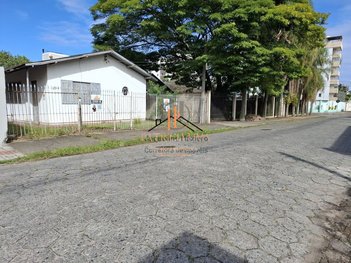 house em Rua Simone Peters, Vila Esperança - Tubarão - SC
