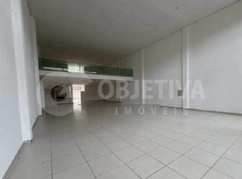 business em Avenida Rondon Pacheco, Morada da Colina - Uberlândia - MG