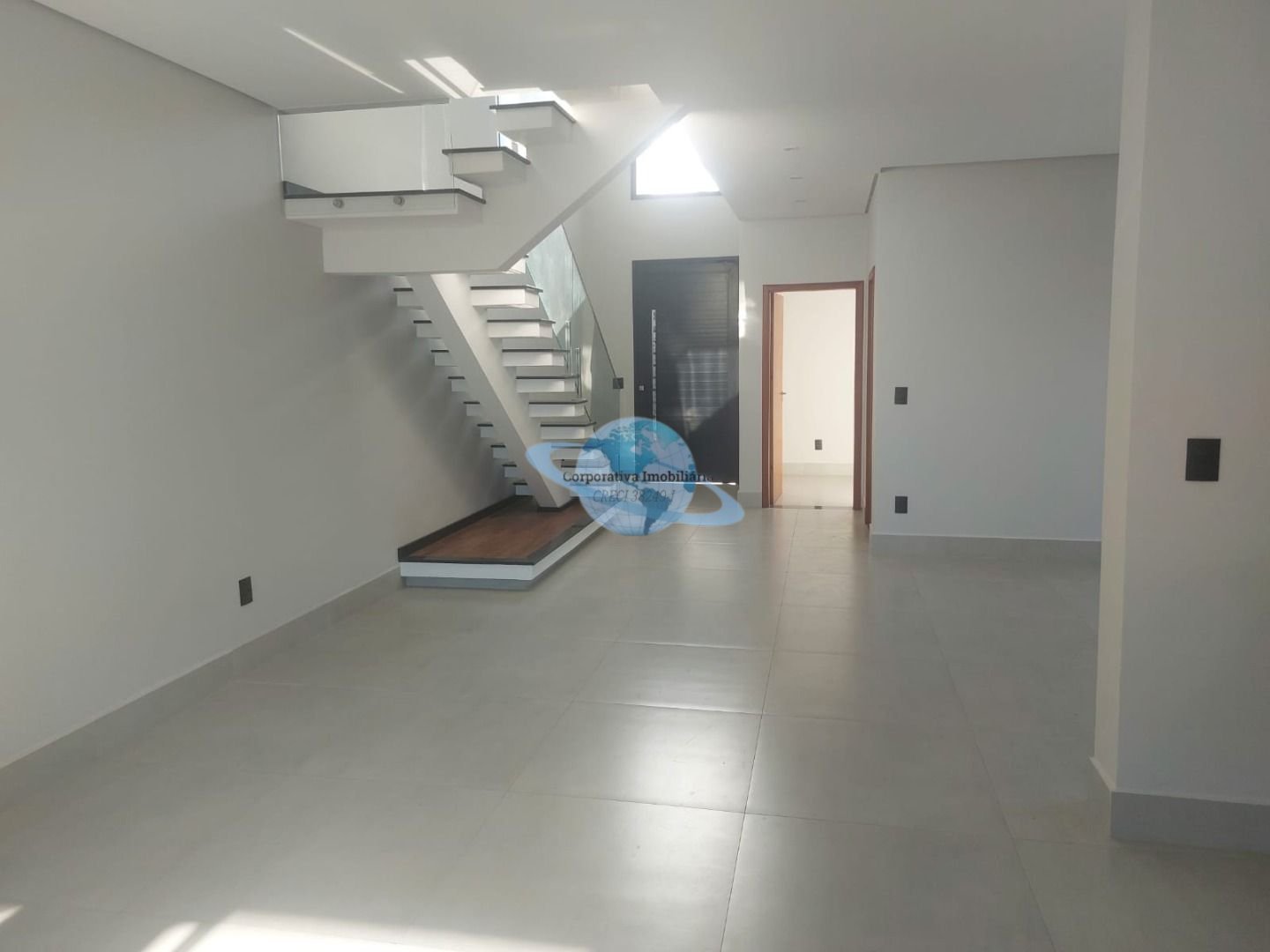 Casa com 218m² | Foto_migracao | 3