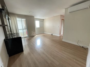 apartment em Rua Pioneiro Romeu Pardini, Galeão - Maringá - PR