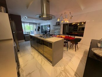 apartment em Avenida Luiz Boiteux Piazza, Ponta das Canas - Florianópolis - SC