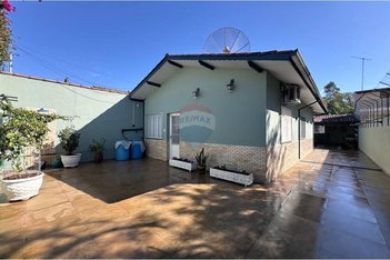 house em Rua Domingos Sacrini, Jardim Recreio - Bragança Paulista - SP