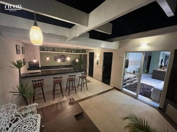 house em Estrada Velha Rio-São Paulo, Eugênio de Mello - São José dos Campos - SP
