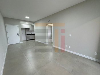 apartment em Rua Luiz Elias Daux, Ingleses do Rio Vermelho - Florianópolis - SC