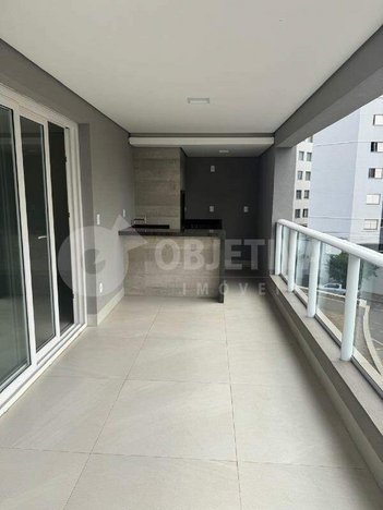 apartment em Rua Virgílio Melo Franco, Tabajaras - Uberlândia - MG