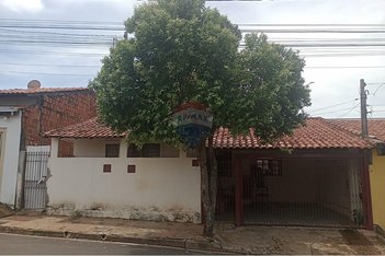 house em Rua Gonçalves Dias, Jardim Santa Maria - Lins - SP