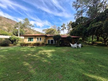house em Servidão João Oliveira Botelho, Itaipava - Petrópolis - RJ