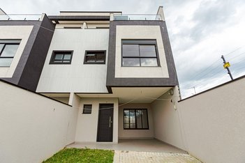 house em Rua Cuiabá, Cajuru - Curitiba - PR