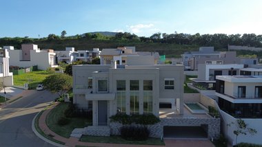 house em Avenida Lago das Brisas, Loteamento Brisas do Lago - Jundiaí - SP