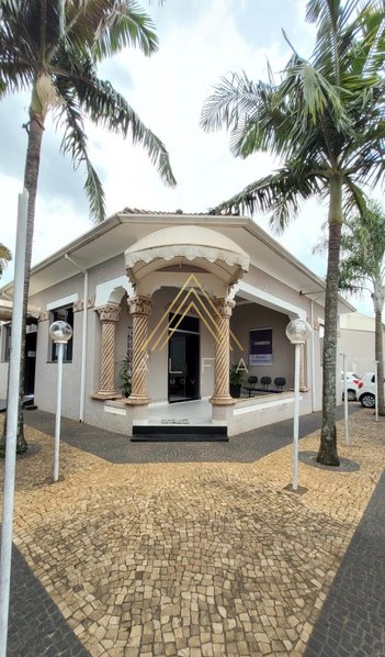 commercial_building em 15, Saúde - Rio Claro - SP