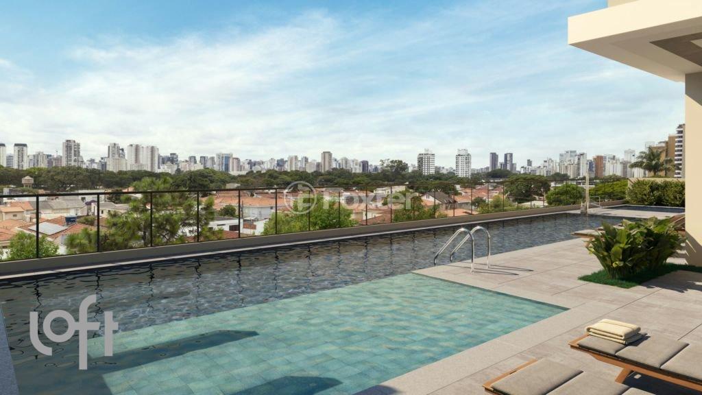 piscina-com-vista-panoramica-e-acessibilidade