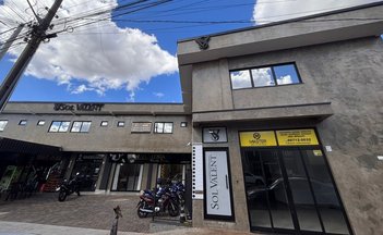 office em Rua Pioneiro Antonio Bernardes, Jardim Dias I - Maringá - PR