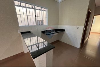 apartment em Rua Ângelo Longobardi, Cidade Planejada II - Bragança Paulista - SP