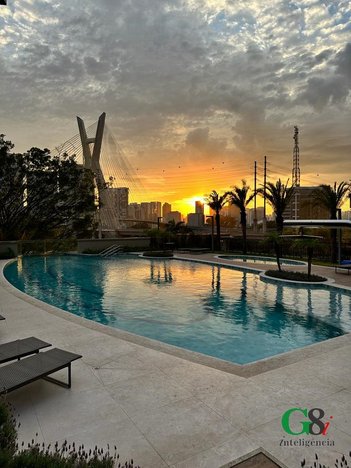 Apartamento em Avenida Duquesa de Goiás, Real Parque - São Paulo - undefined