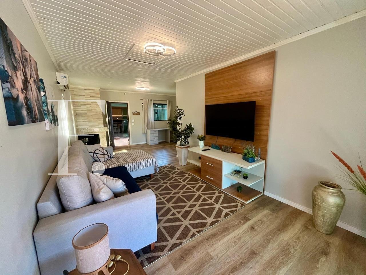 WhatsApp Image 2025-11-26 at 17.03