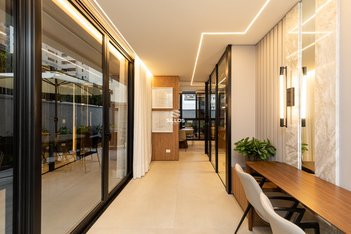 apartment em Rua Bento Viana, Água Verde - Curitiba - PR
