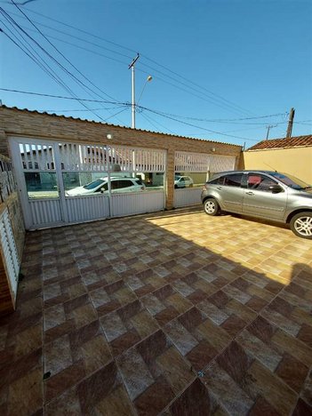 house em Rua Mário Daige, Maracanã - Praia Grande - SP