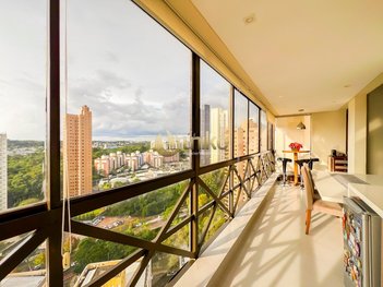 apartment em Rua Monsenhor Ivo Zanlorenzi, Mossunguê - Curitiba - PR
