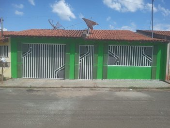 house em Rua 17 de Janeiro, Petrópolis - Várzea Grande - MT