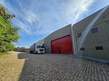 industrial em Avenida Fernando Stecca, Iporanga - Sorocaba - SP