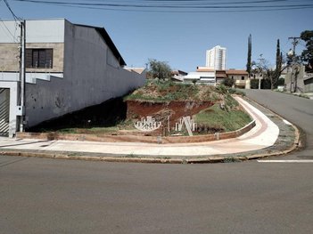 land_lot em Rua Milton Gavetti, Universitário - Londrina - PR