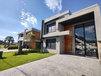 house em Avenida Paraguassu, Centro - Xangri-Lá - RS