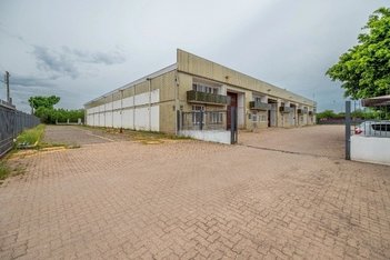 industrial em Rua Eugênio Rubbo, Anchieta - Porto Alegre - RS