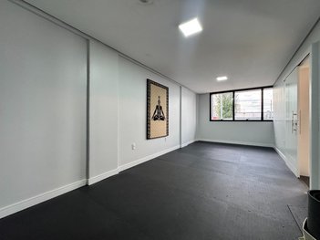 office em Rua Luiz Ughini, Cidade Nova - Passo Fundo - RS