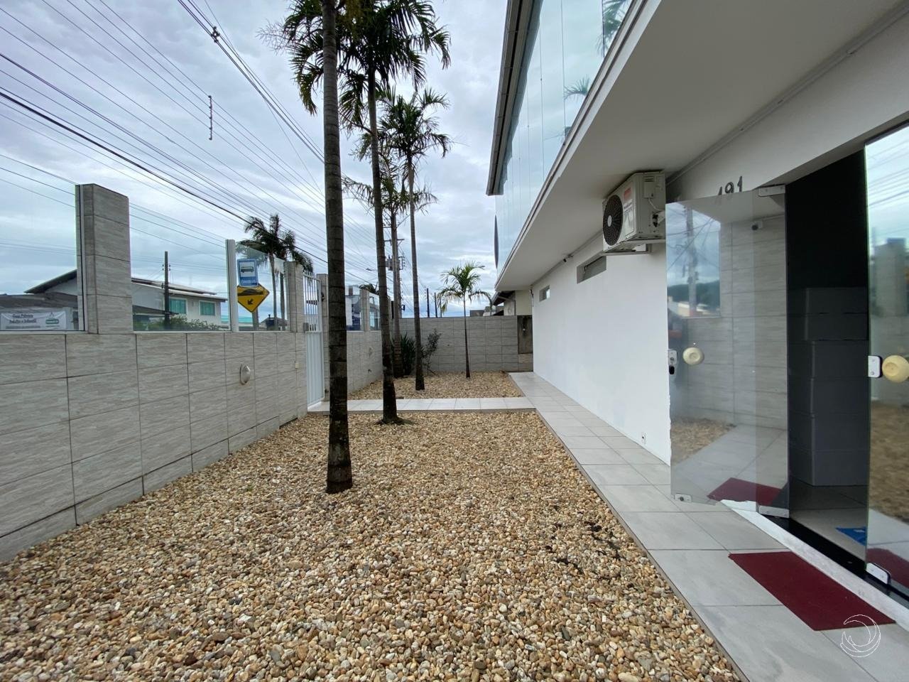 3 - Jardim da entrada pricipal