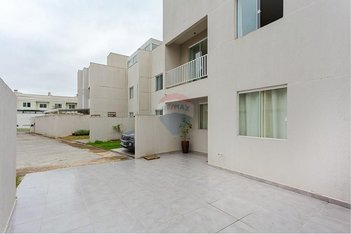 house em Rua Doutor Gonzaga de Campos, Uberaba - Curitiba - PR