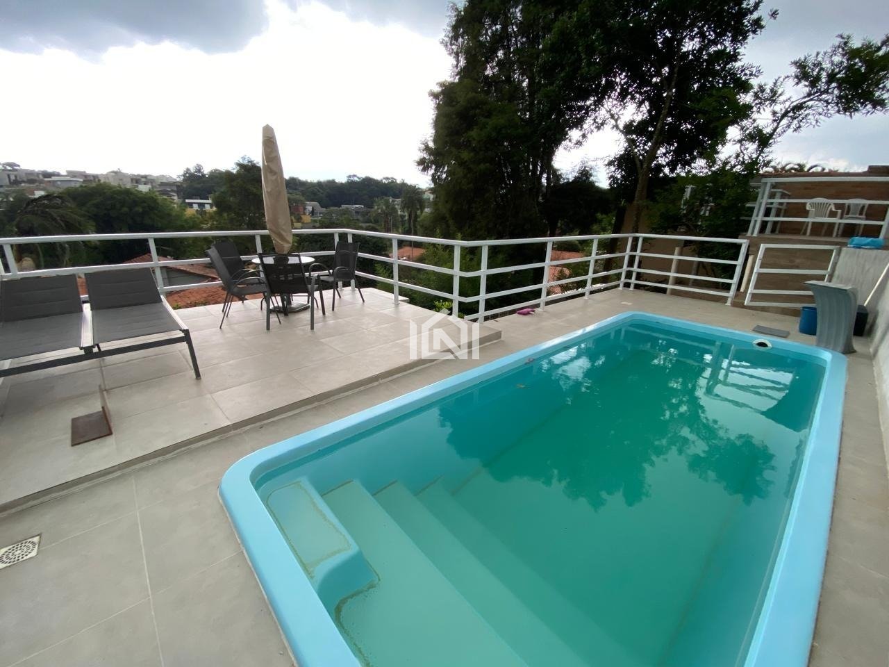 casa a venda no condominio santo afonso II piscina