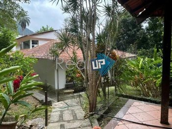 house em Rua Jornalista Costa Rego, São Conrado - Rio de Janeiro - RJ