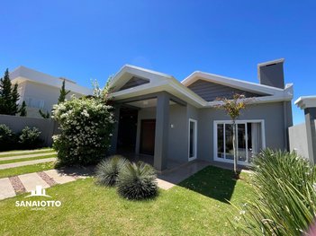 house em Rua Fredolino Steffen, Glória - Santa Rosa - RS