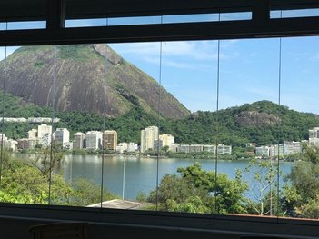 apartment em Avenida Lineu de Paula Machado, Lagoa - Rio de Janeiro - RJ